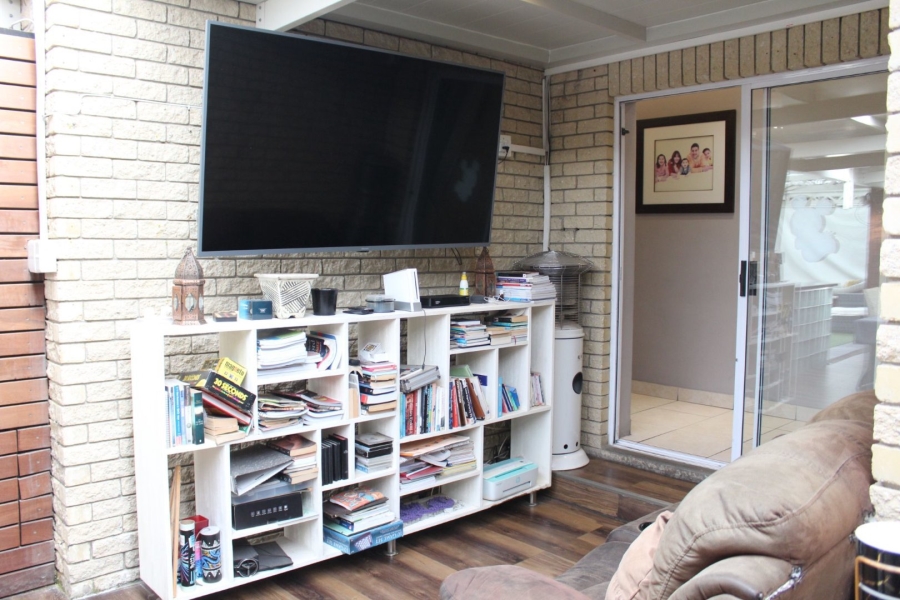 4 Bedroom Property for Sale in Soneike Western Cape